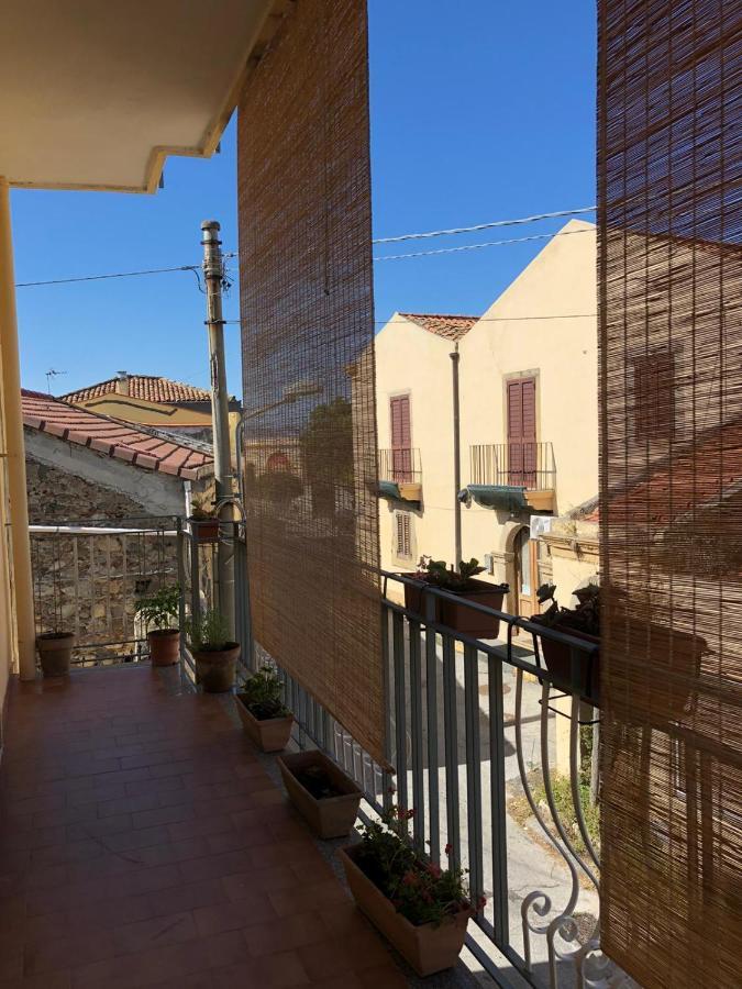 Capo Milazzo Summer Holiday Apartament Luaran gambar