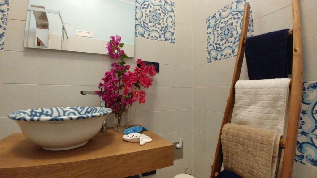Capo Milazzo Summer Holiday Apartament Luaran gambar